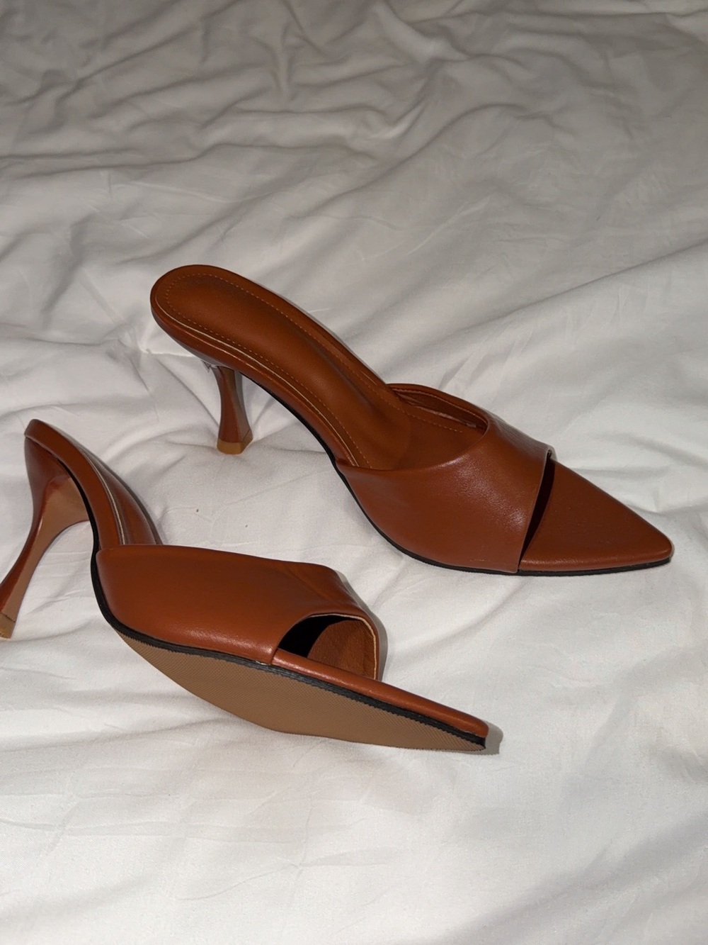Women’s Pointed Toe Brown Mule Heels